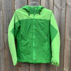 Patagonia women’s insulated shell jacket.